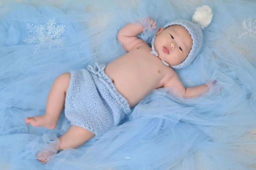 江苏宝宝老喊肚子疼还发烧